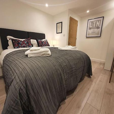 Luton Town Centre Executive Apartment エクステリア 写真